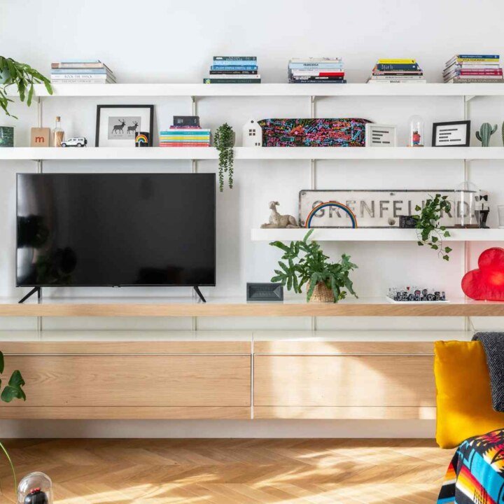 CELESTIA MINIMALIST WALL SHELF UNIT